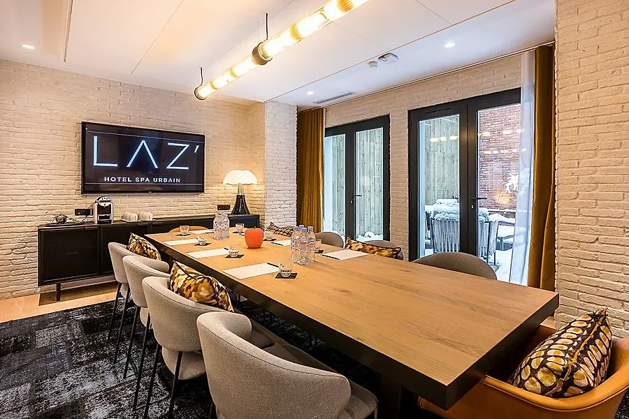 Laz' Urbain 4* Paris