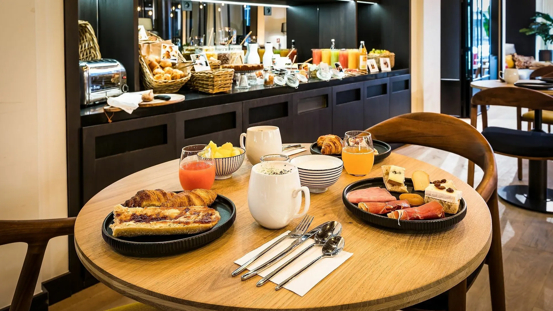 Laz' Urbain 4* Parigi